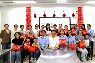 女職工業余文化活動 | 巧手制燒麥 景興悅食光