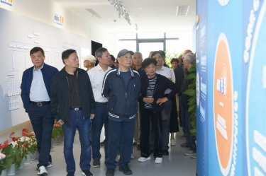 平湖市社經室老干部一行赴景興調研